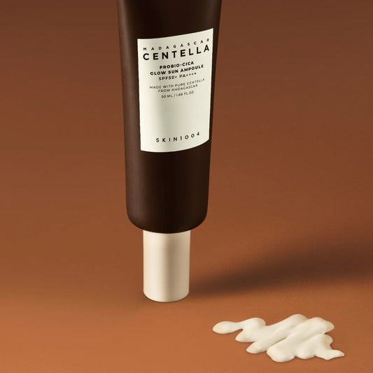 SKIN1004 Madagascar Centella Probio-Cica Glow Sun Ampoule SPF50+ PA++++ 50ml - Krémové sérum s probiotiky a UV ochranou