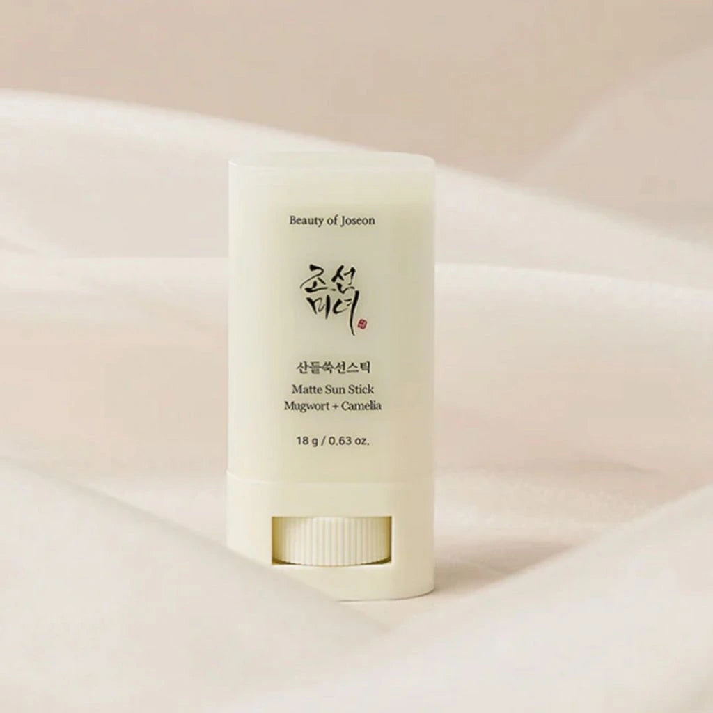 BEAUTY OF JOSEON Matte Sun Stick Mugwort + Camelia SPF50+/PA++++  18g- Matující opalovací krém v tyčince