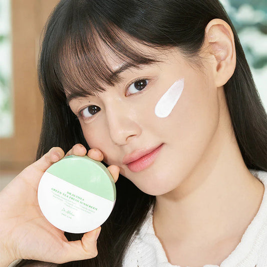 Dr. Althea Green Tea Fresh Sunscreen - Lehký zklidňující krém se zeleným čajem a s UV ochranou