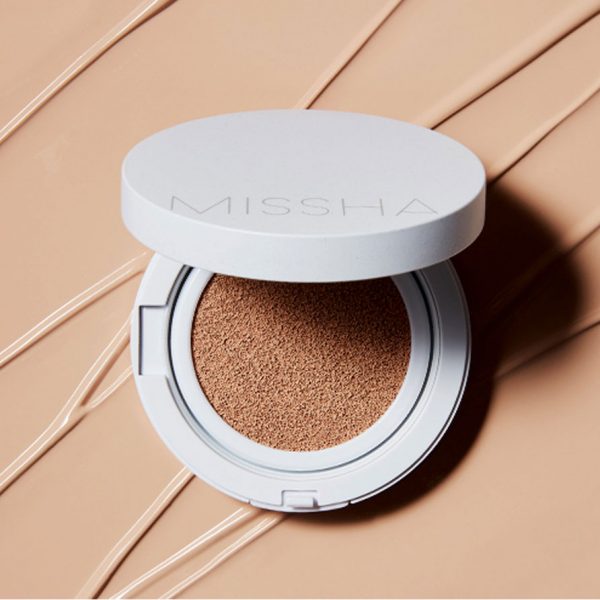 MISSHA Magic Cushion Moist Up SPF50+/PA+++ 15g - hydratační cushion make-up