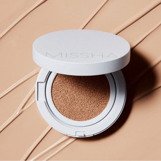 MISSHA Magic Cushion Moist Up SPF50+/PA+++ 15g - hydratační cushion make-up