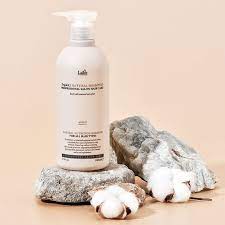 LADOR Moisture Balancing Shampoo 530ML - hydratační šampón pro suché a poškozené vlasy
